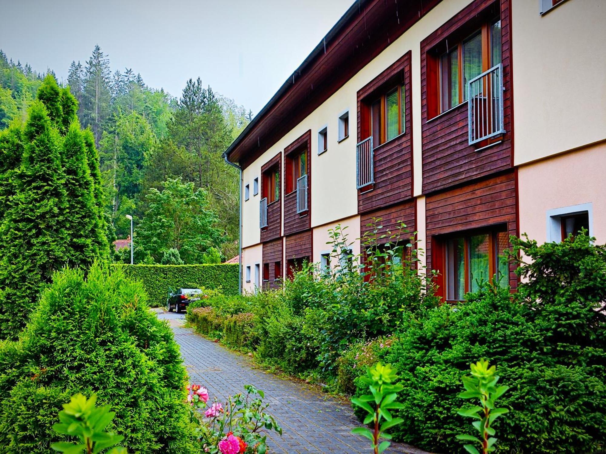 Geyserpark Village Karlsbad Buitenkant foto