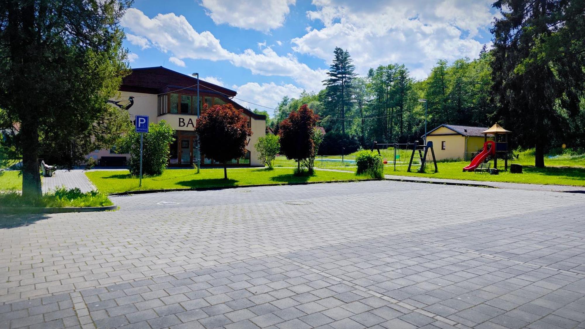 Geyserpark Village Karlsbad Buitenkant foto